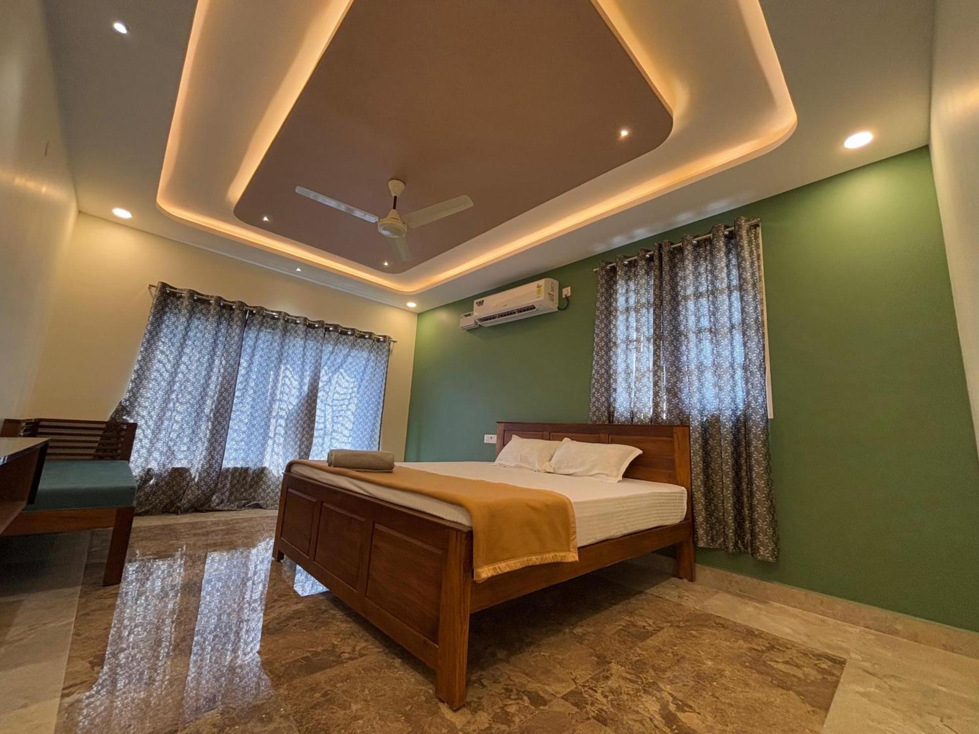 Srirangam Nandavanam Service Apartments Tiruchirappalli Bagian luar foto